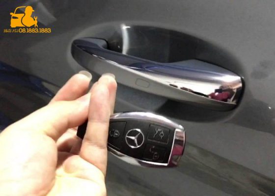 Chìa khóa thông minh Keyless-Go Mercedes Benz cầu Phú Mỹ