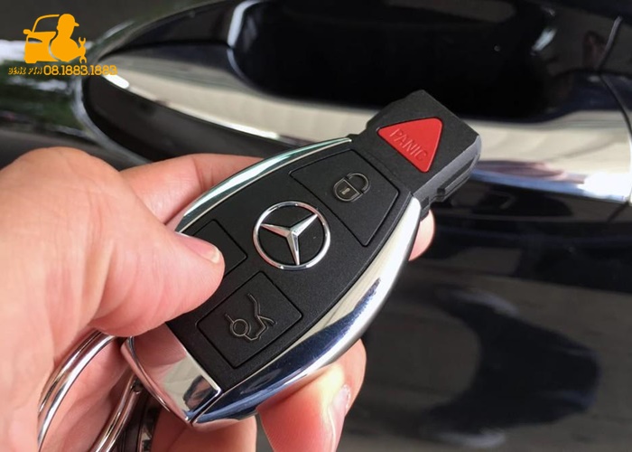 Chìa khóa thông minh Keyless-Go Mercedes Benz khu Phú Mỹ Hưng