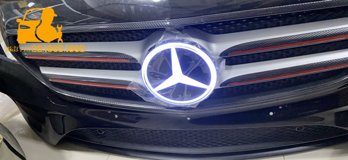 Lắp đặt đèn logo Mercedes chính hãng tại  đâu ?