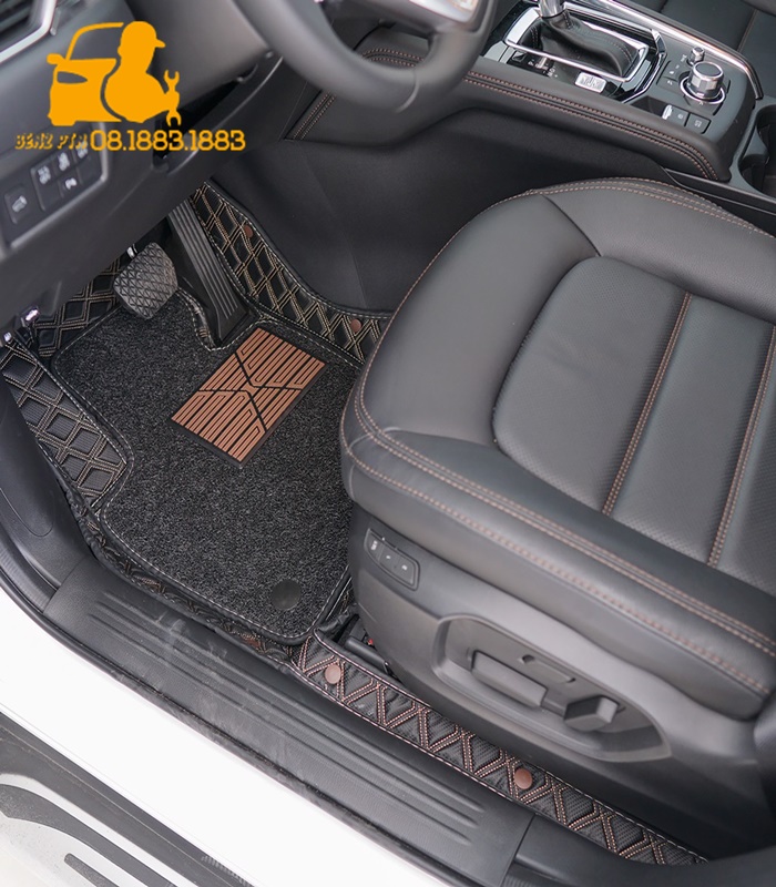 Thảm lót sàn 6D carbon trên xe Mercedes