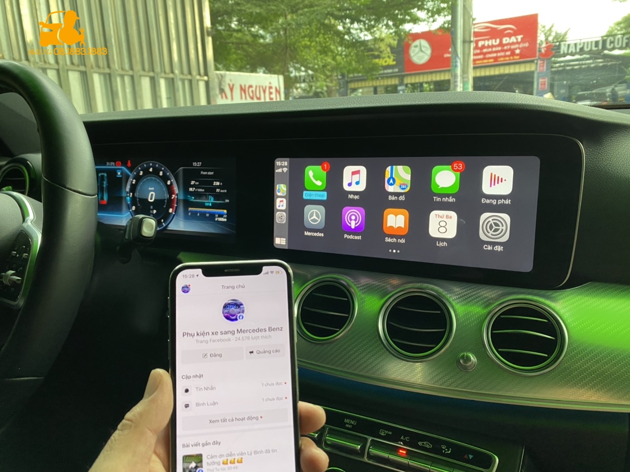 Lắp đặt Apple Carplay cho xe Mercedes